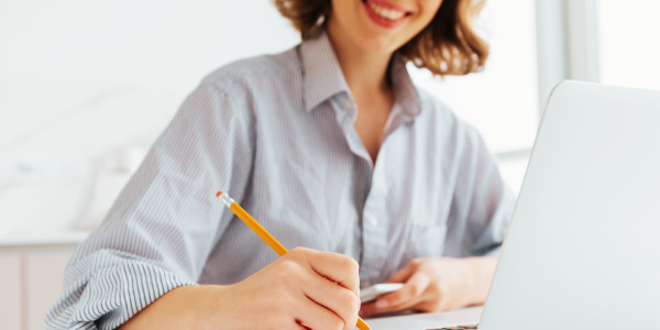 Format IELTS Menulis